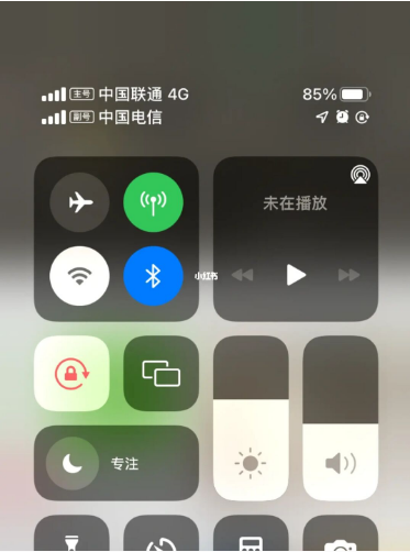 平谷苹果手机维修分享iPhone双卡信号解决办法 