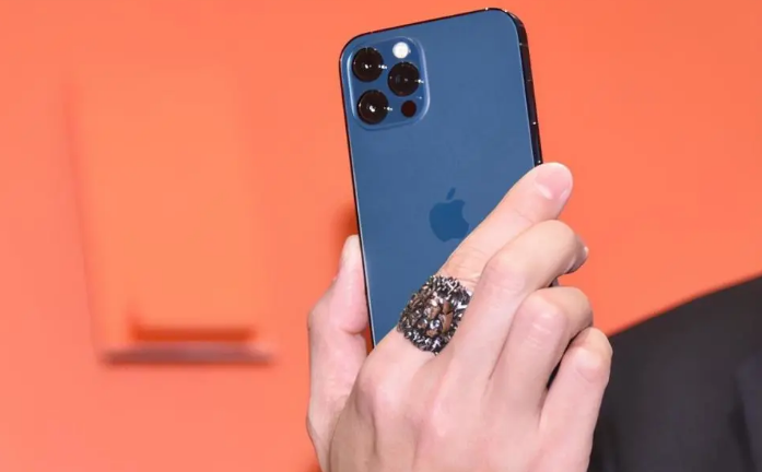 平谷苹果手机维修分享iPhone12系列重启方法教程 
